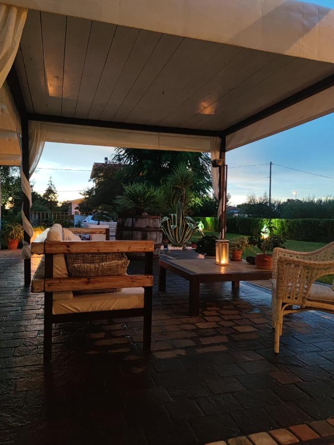 B&B Flavio E Catia Marotta Bagian luar foto