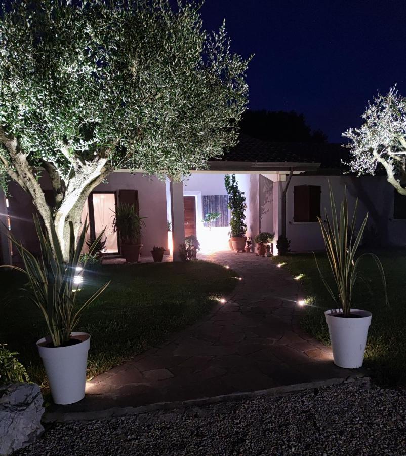 B&B Flavio E Catia Marotta Bagian luar foto
